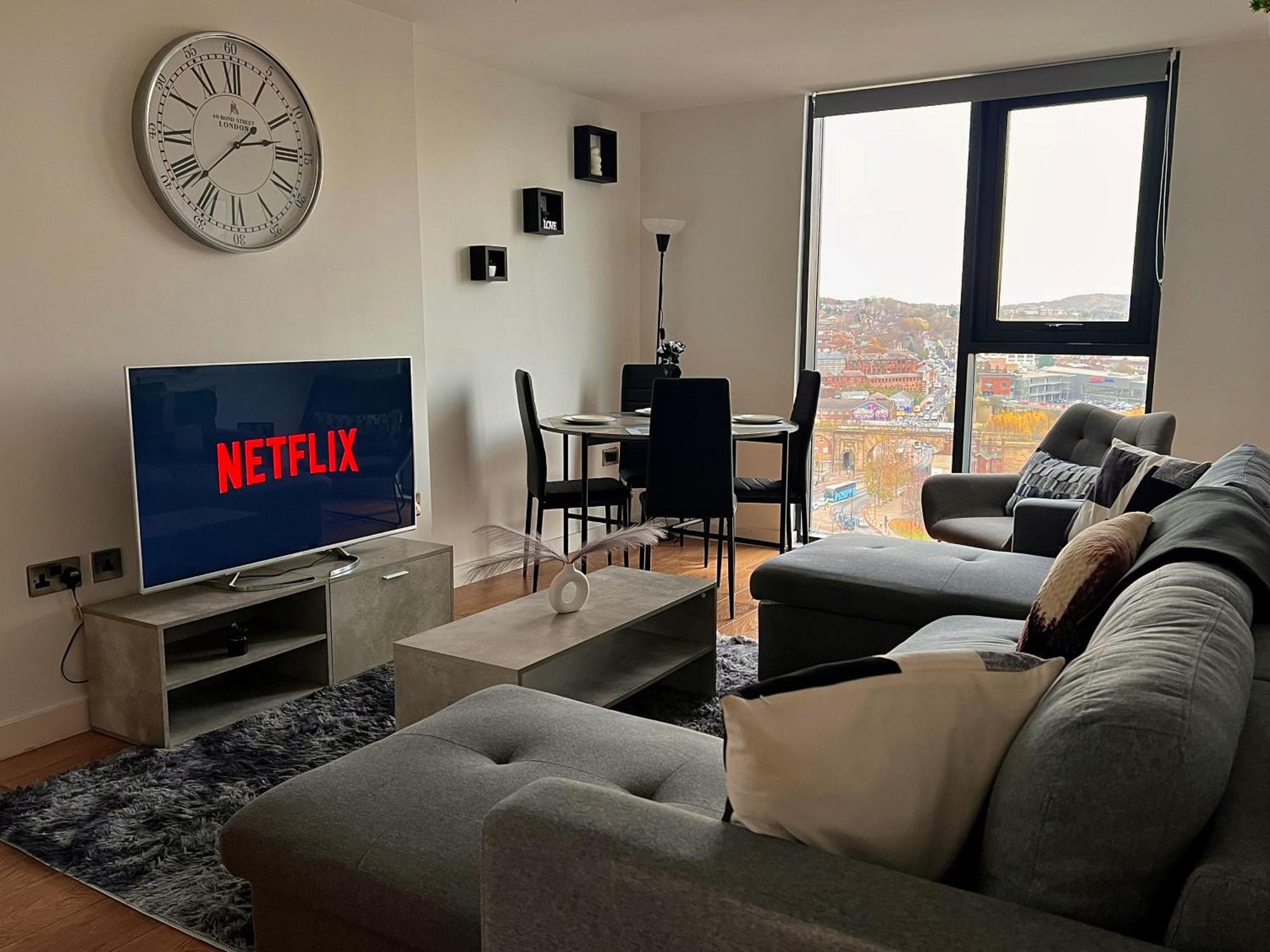Penthouse Gem, Central, Scenic Views, Stylish, Modern, City Centre 2Br Sheffield Extérieur photo